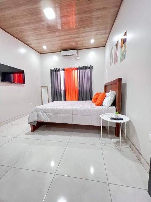 Orange Apartment 5 Min Aeropuerto Juan Santamaria Alajuela Екстериор снимка